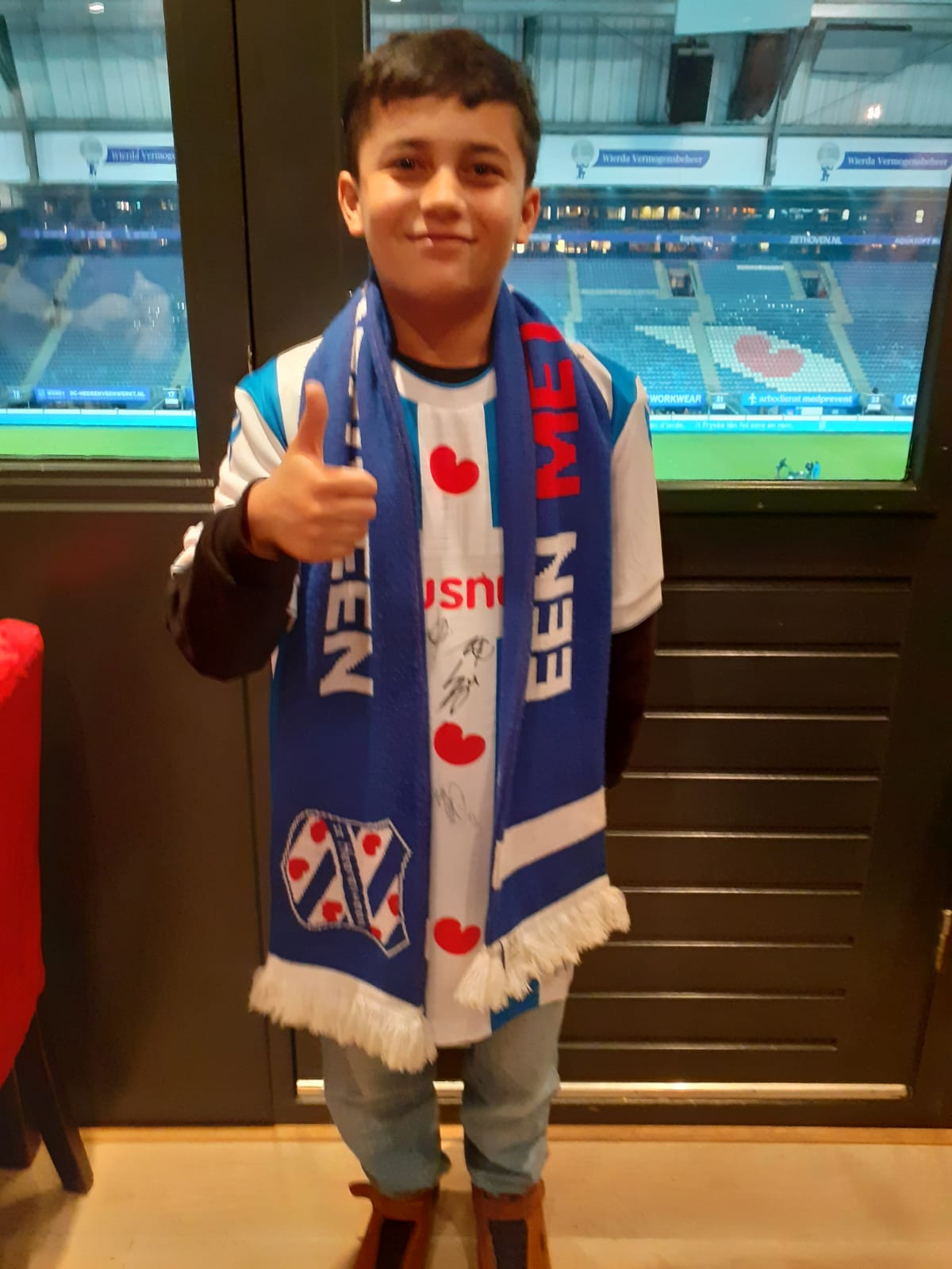 ramin wint het shirt met de juiste uitslag van de wedstrijd